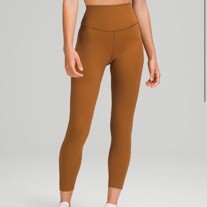 BASE PACE HIGH-RISE RUNNING TIGHT 25"
Copper Brown size 6
